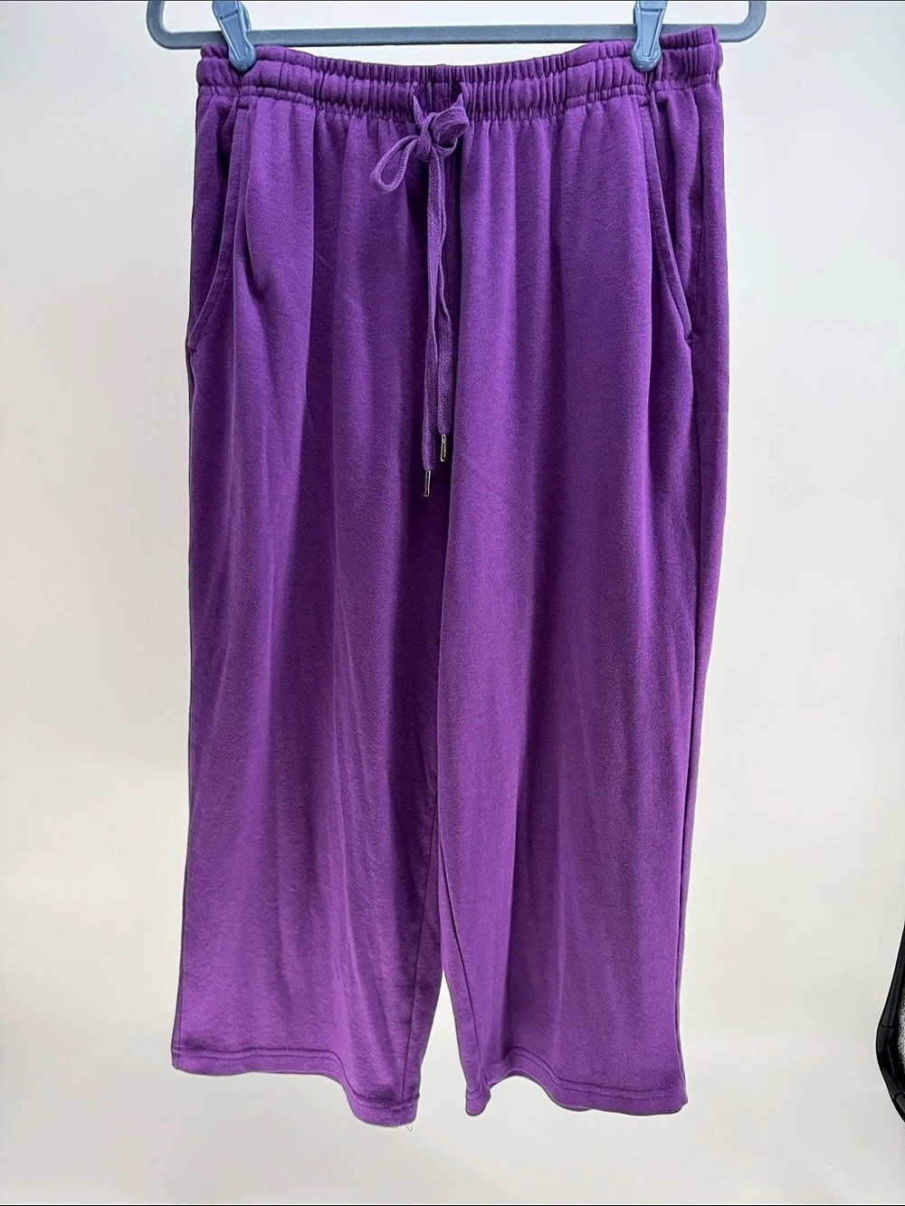 Woman Within Capri pants